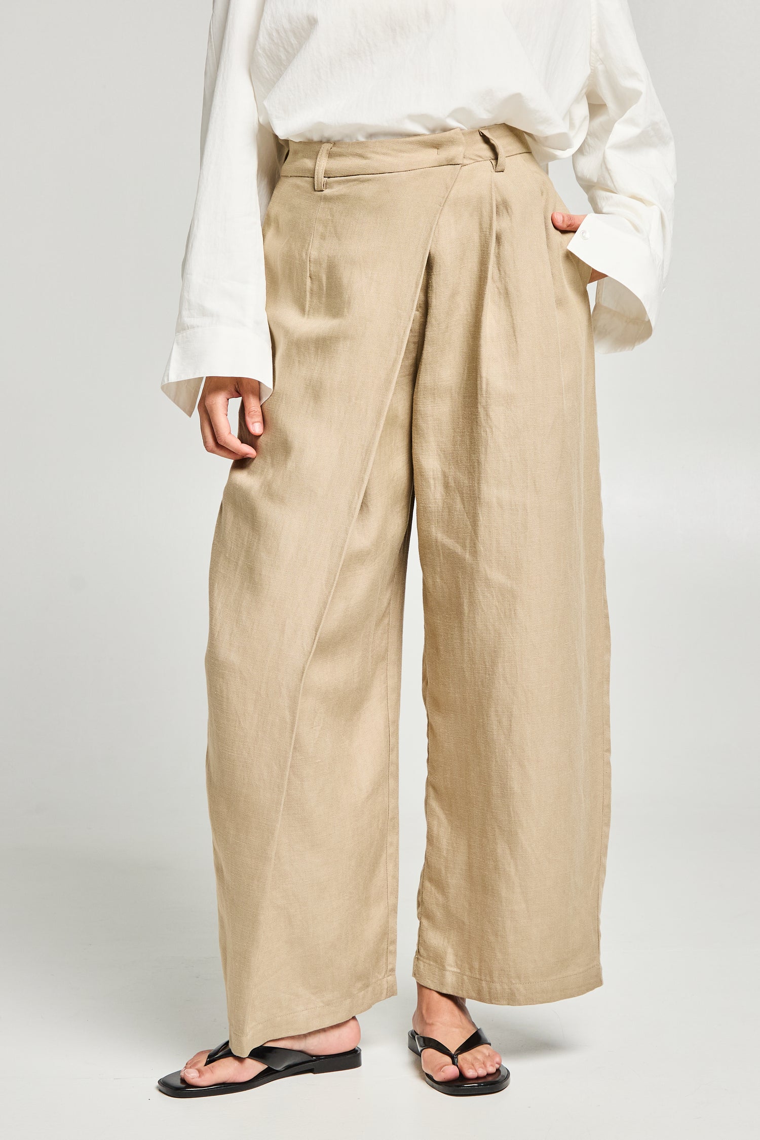 Pantalon large asymétrique en lyocell et lin