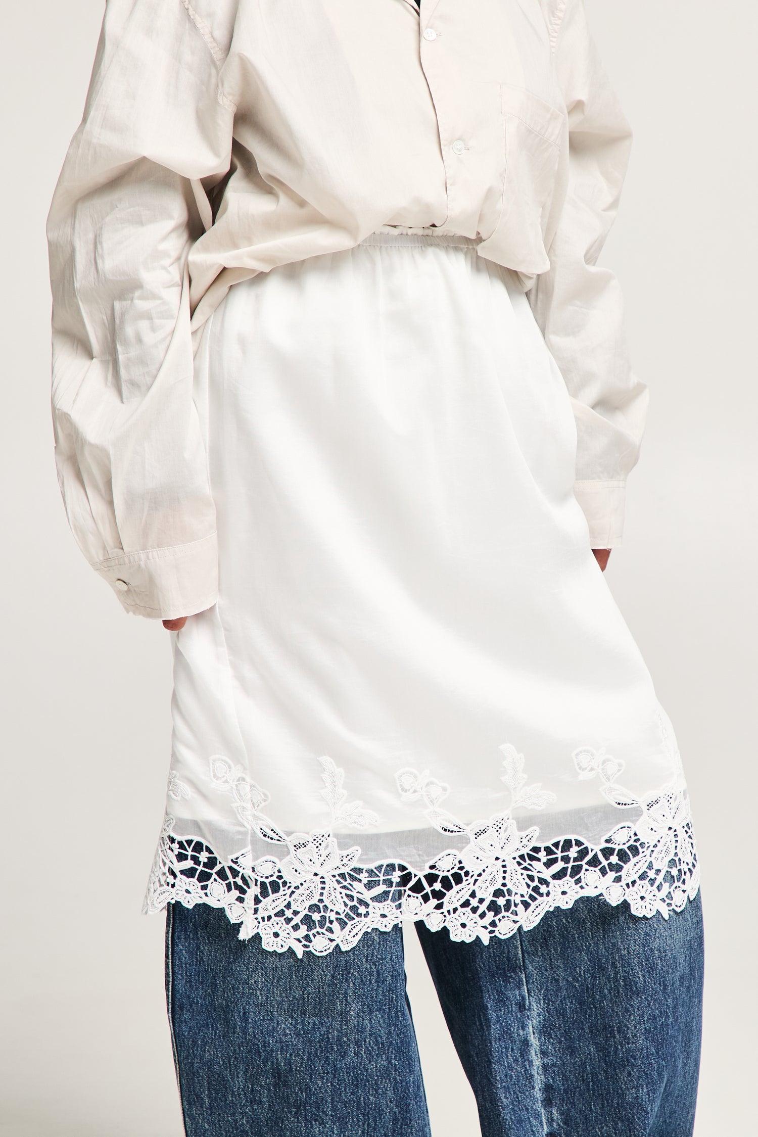 Jupe layering finition dentelle